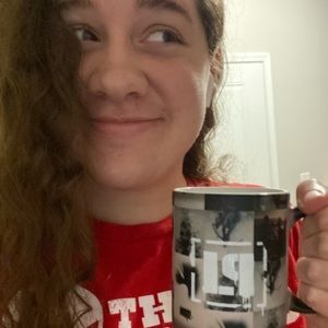 Meet your Posher, Annie